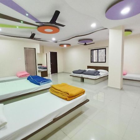 Hotel Plaza Inn Rajpipla Εξωτερικό φωτογραφία